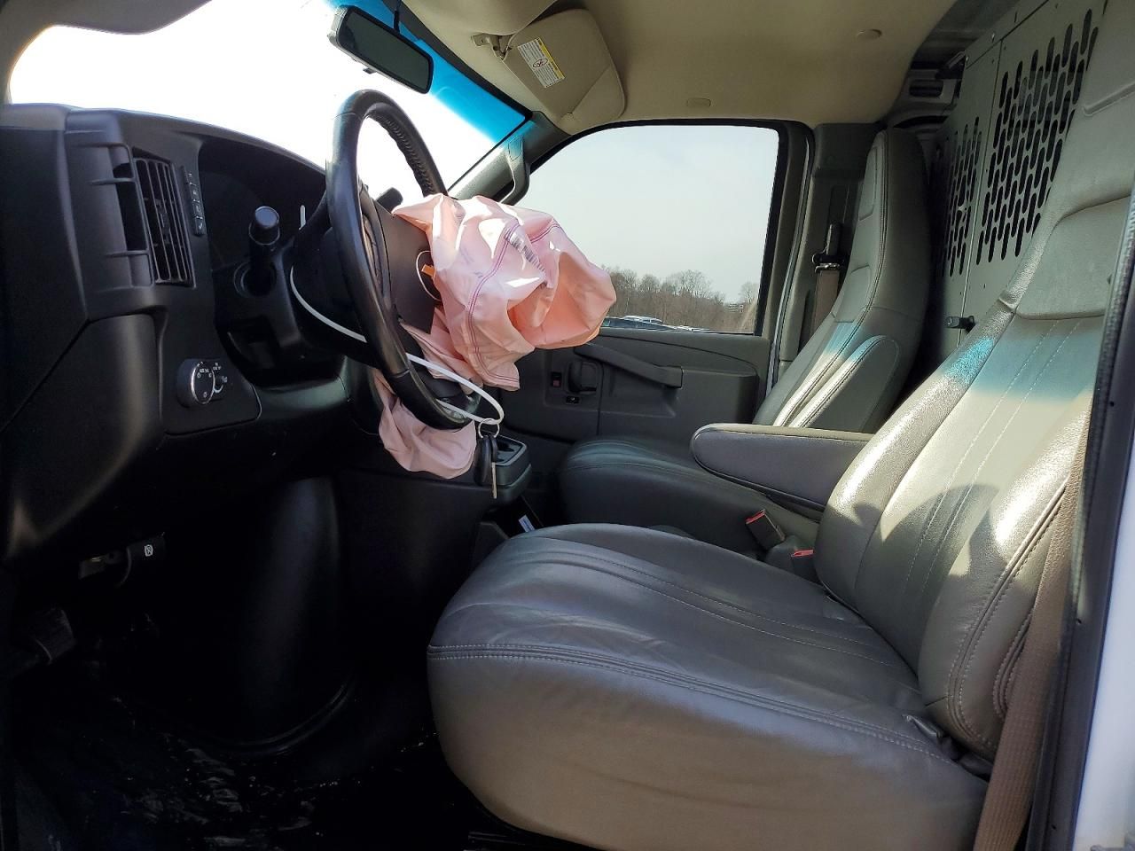 2021 Chevrolet Express G2500