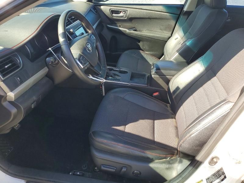 2017 Toyota Camry le