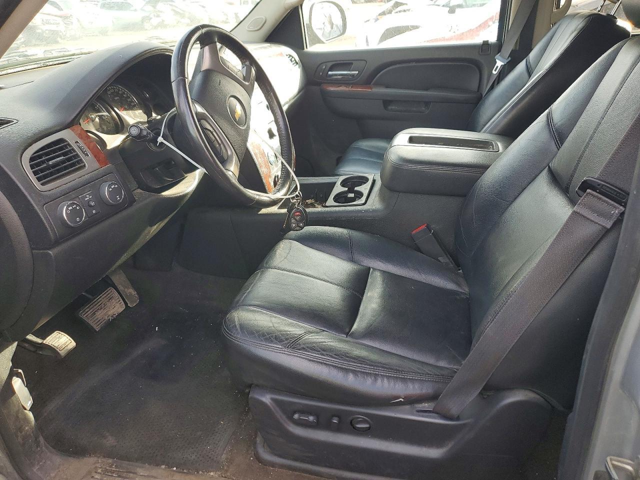 2013 Chevrolet Suburban K1500 lt