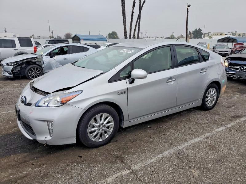 2015 Toyota Prius Plug-in