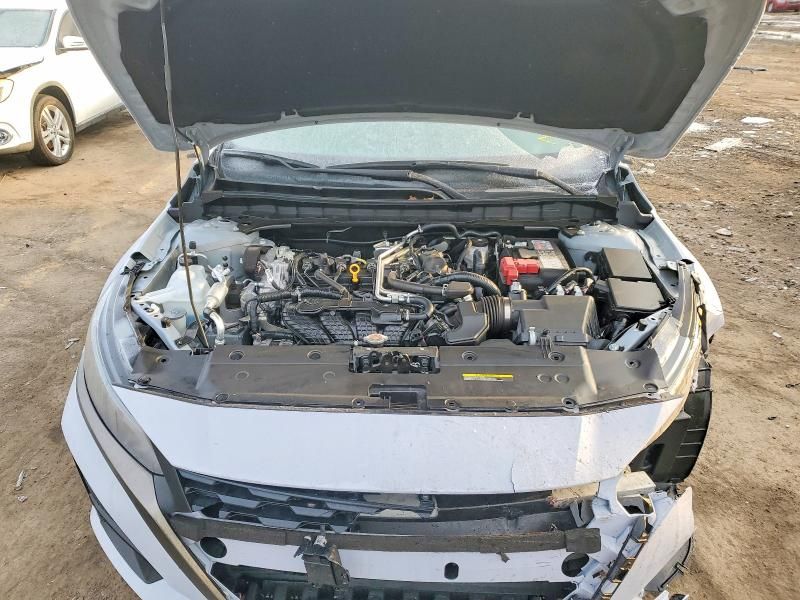 2025 Nissan Altima sr