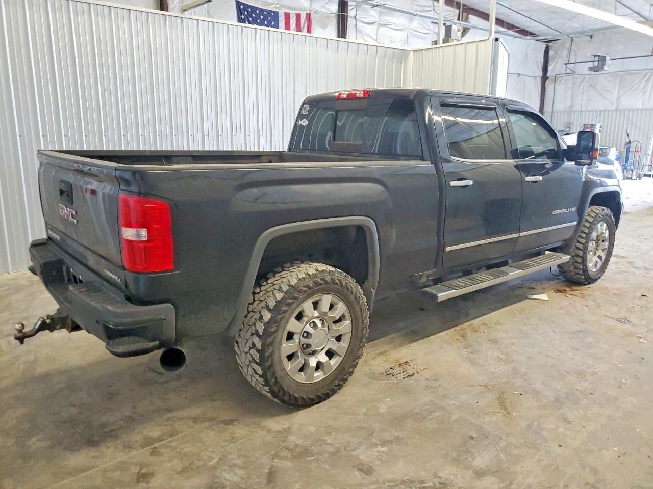 2016 GMC Sierra K2500 Denali