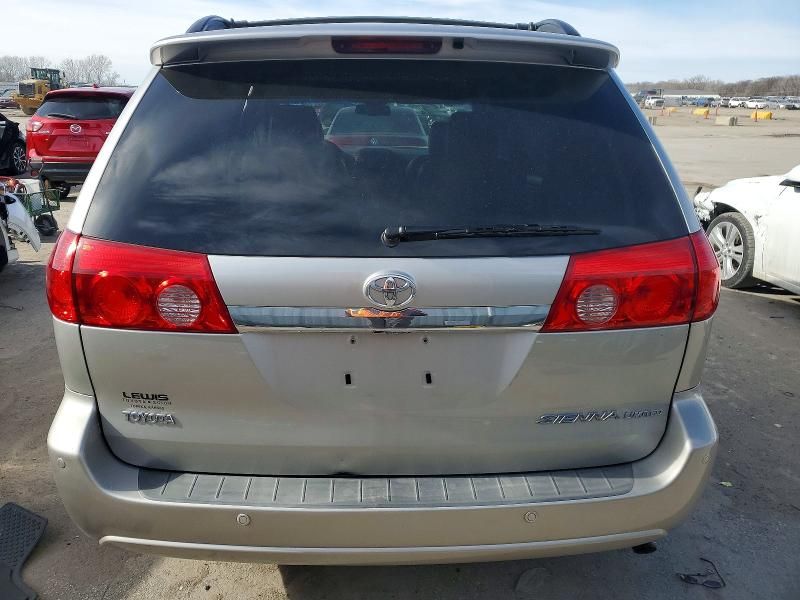 2007 Toyota Sienna xle Limited 7-passenger