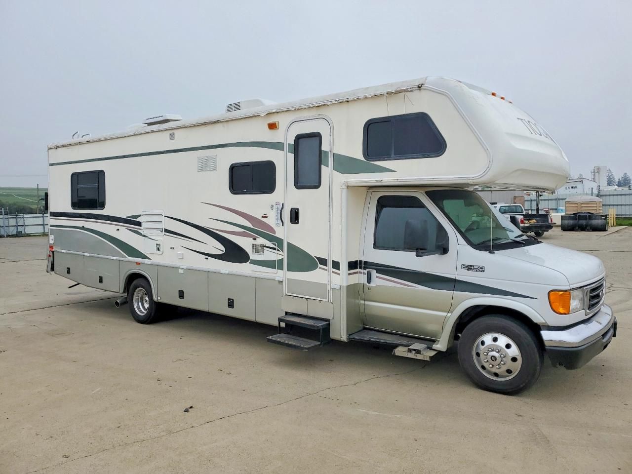 2005 Tioga Motorhome