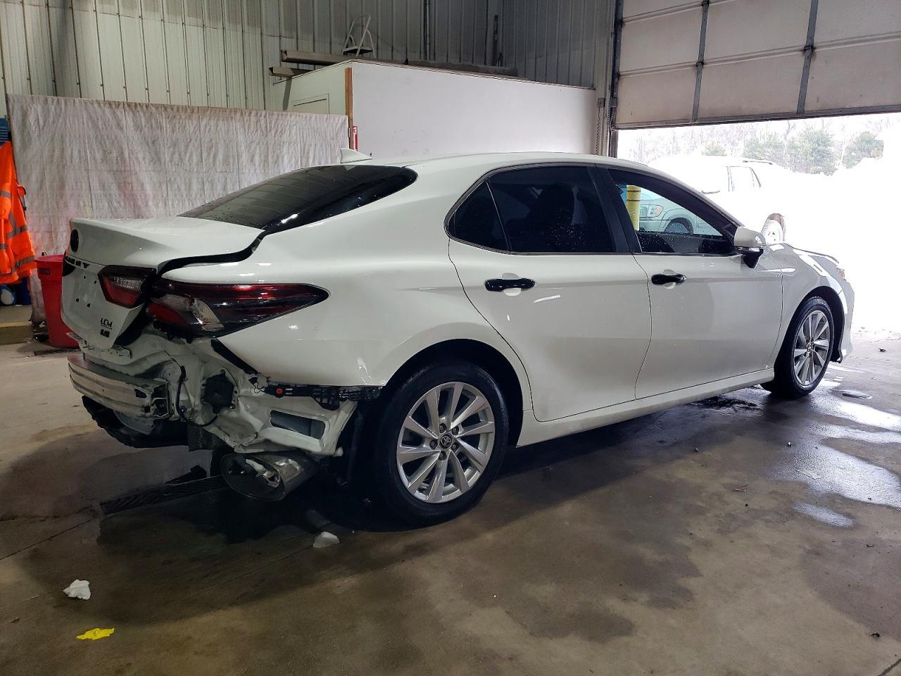 2023 Toyota Camry le