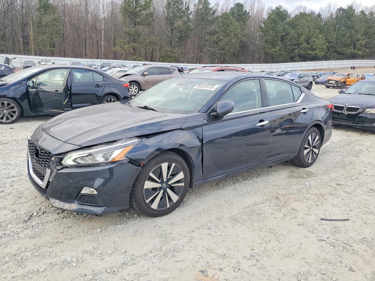 2021 Nissan Altima sv