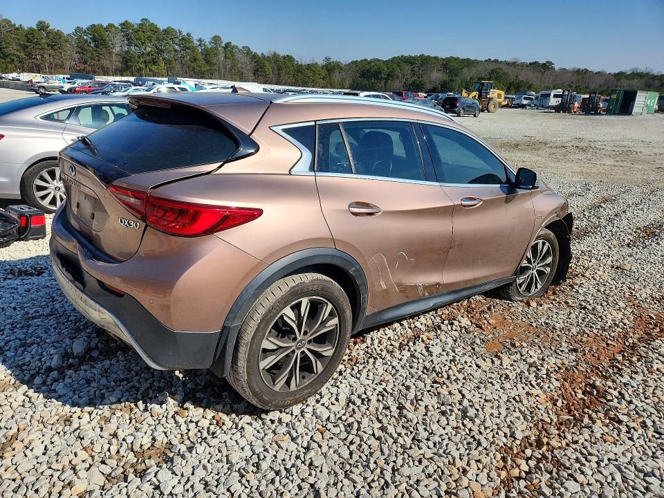2017 Infiniti Qx30 Base