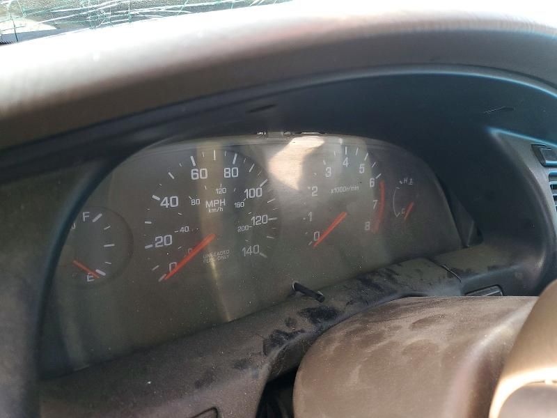 2001 Nissan Altima xe