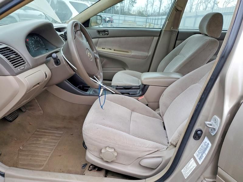 2002 Toyota Camry le