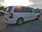2012 Chrysler Town & Country Touring l