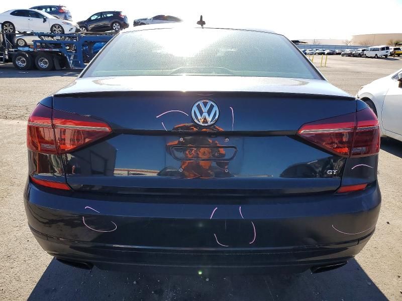 2018 Volkswagen Passat gt