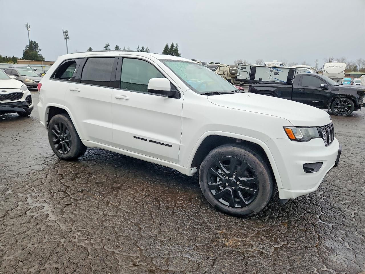 2019 Jeep Grand Cherokee Laredo