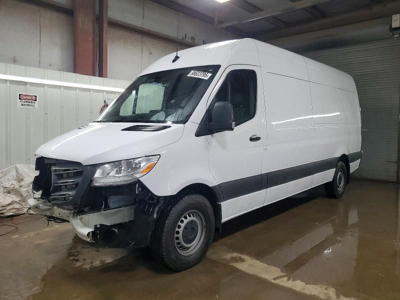 2022 Mercedes-Benz Sprinter 2500