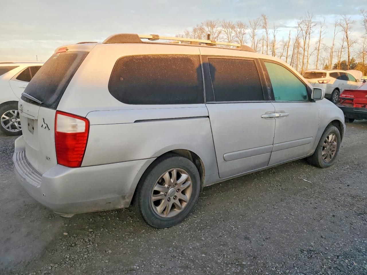 2007 KIA Sedona Base