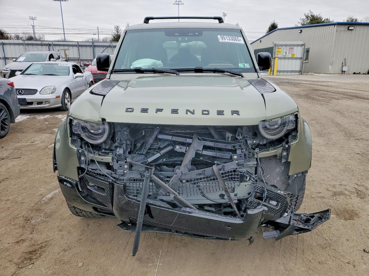 2023 Land Rover Defender 110 X-dynamic se