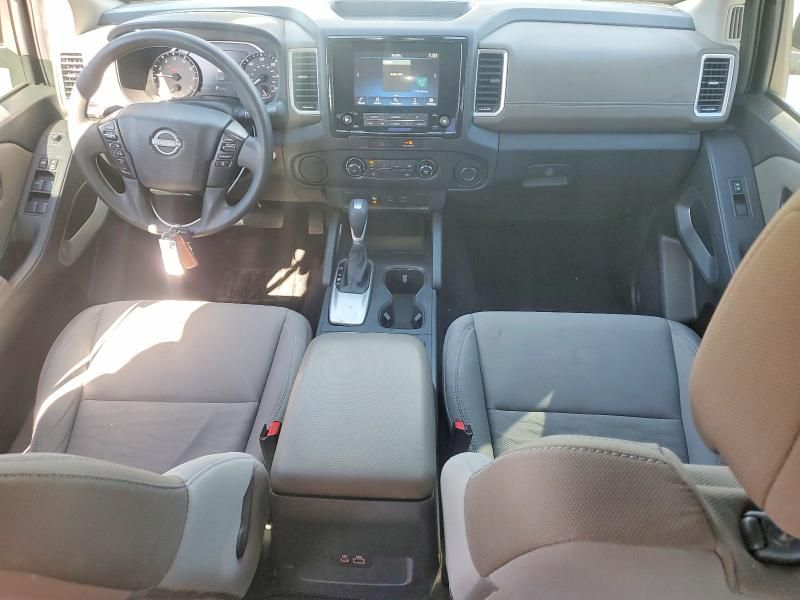 2022 Nissan Frontier s