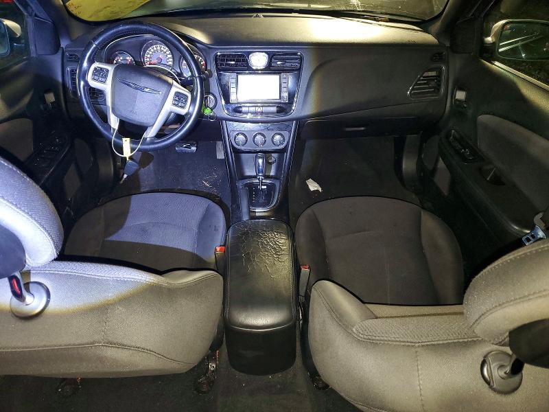 2013 Chrysler 200 Touring