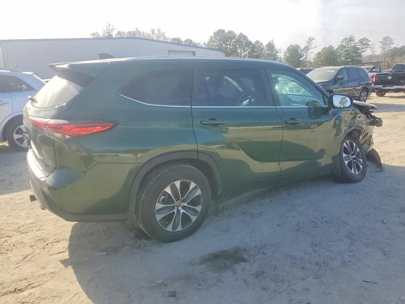 2023 Toyota Highlander l