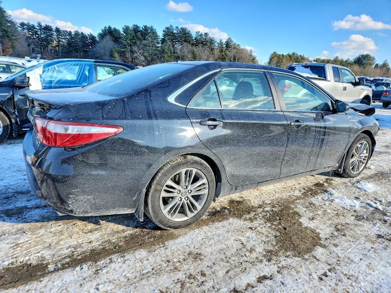 2015 Toyota Camry Hybrid