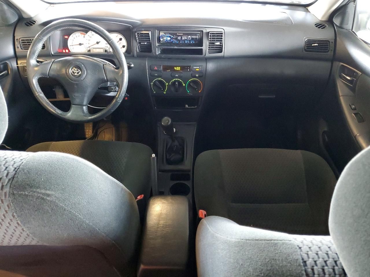 2005 Toyota Corolla ce