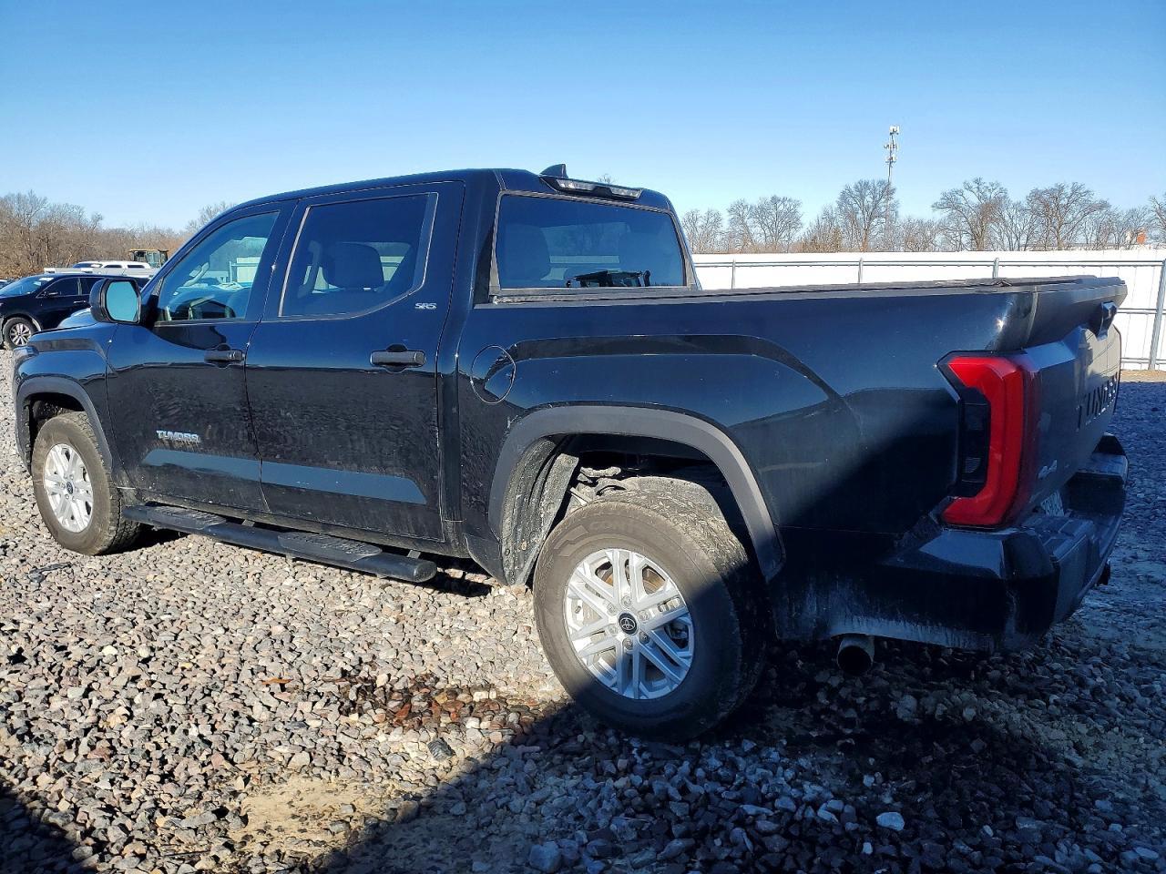 2024 Toyota Tundra Crewmax sr