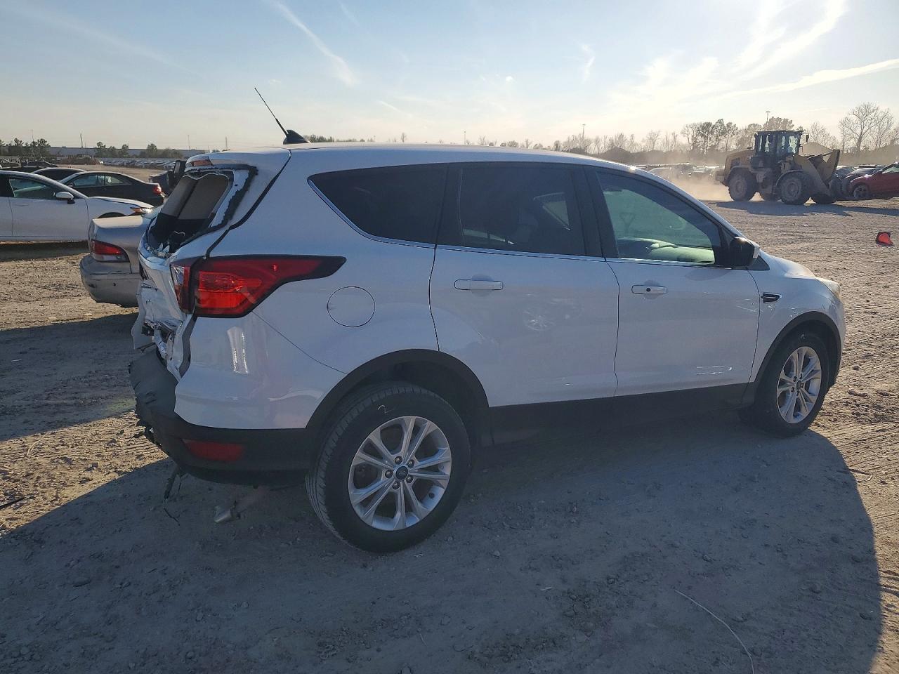 2019 Ford Escape se