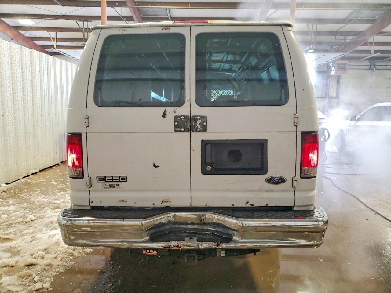 2002 Ford Econoline Cargo E-25