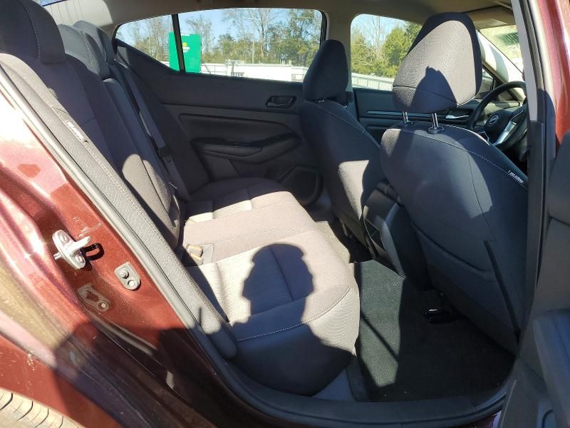 2024 Nissan Altima sv