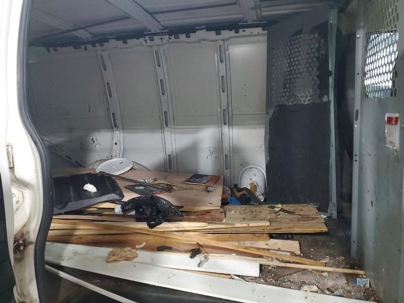 2004 Chevrolet Express Cargo 2500 1