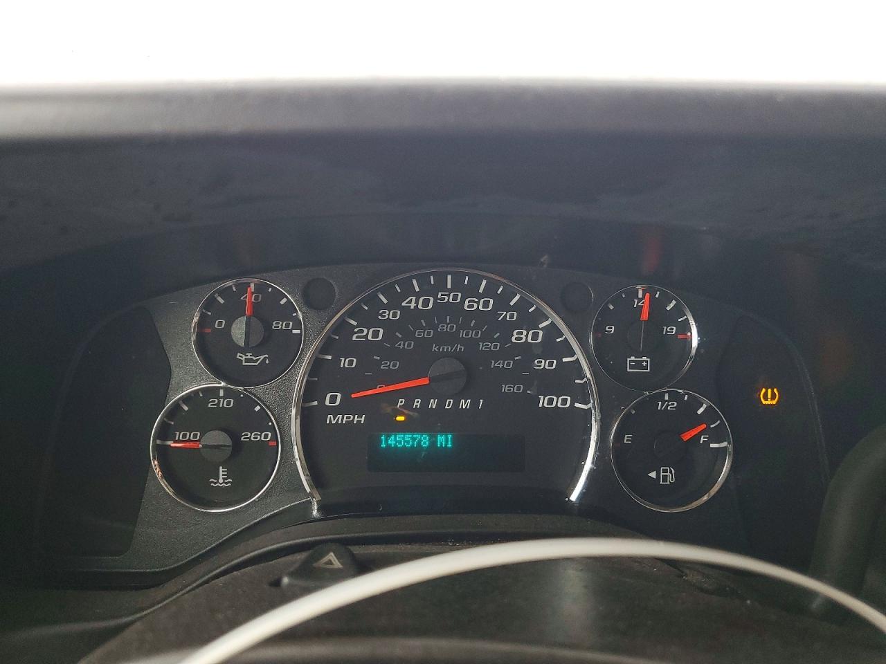 2013 Chevrolet Express G2500 Utility / Service Van
