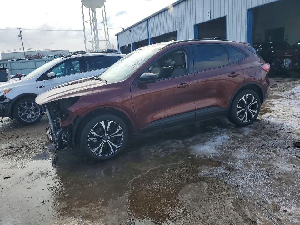 2021 Ford Escape se