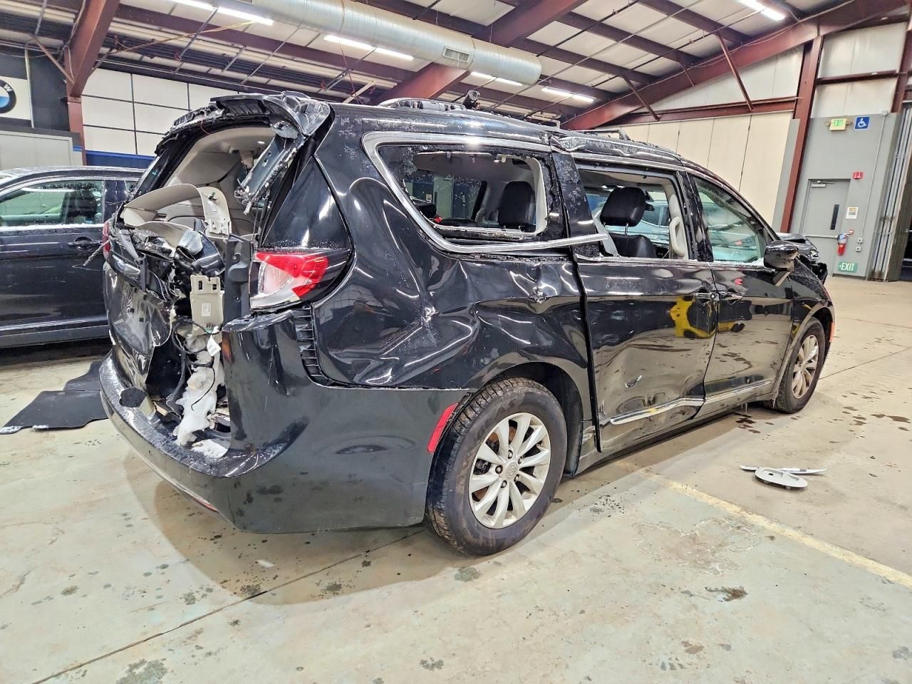 2018 Chrysler Pacifica Touring l