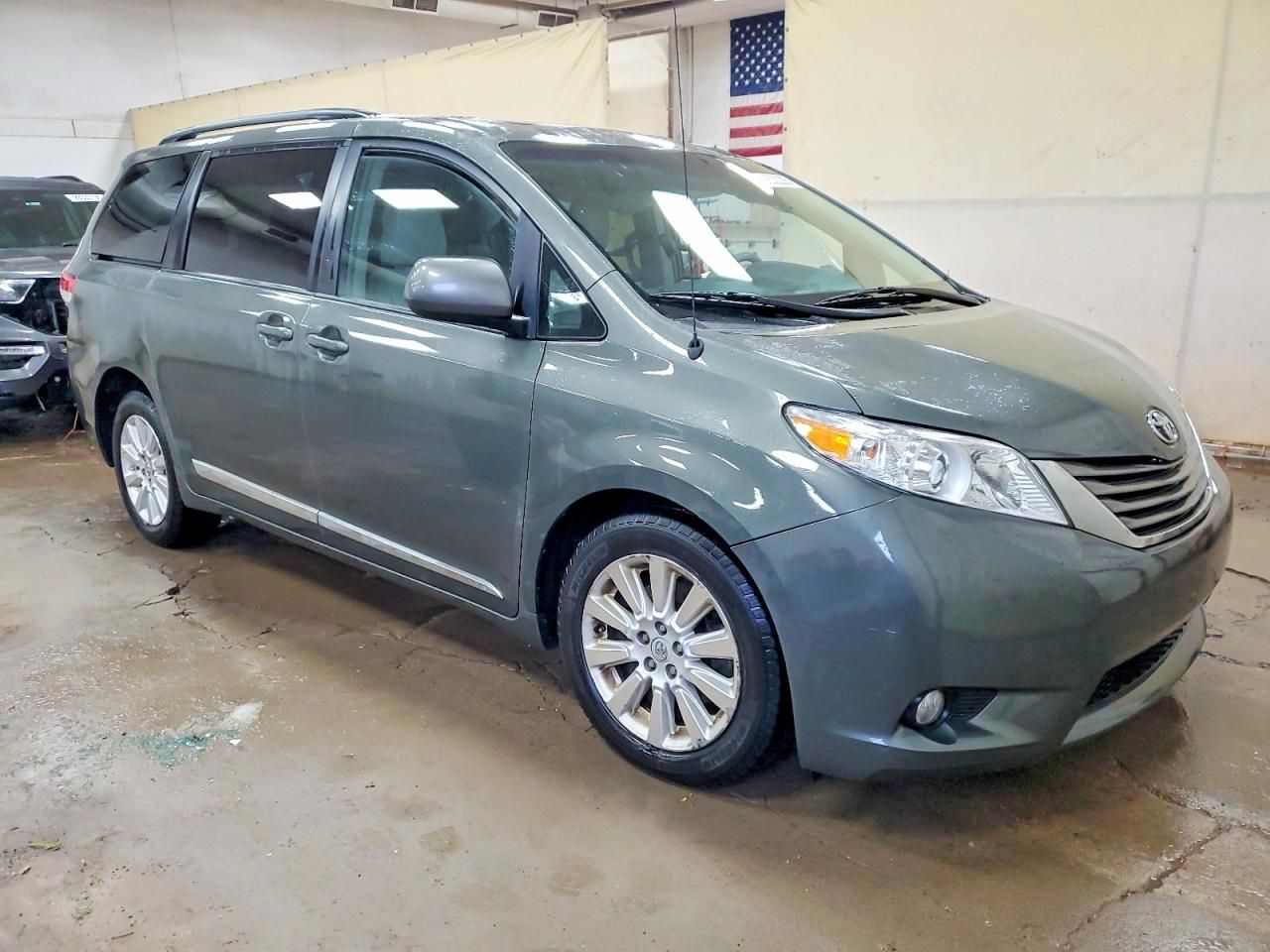 2013 Toyota Sienna xle