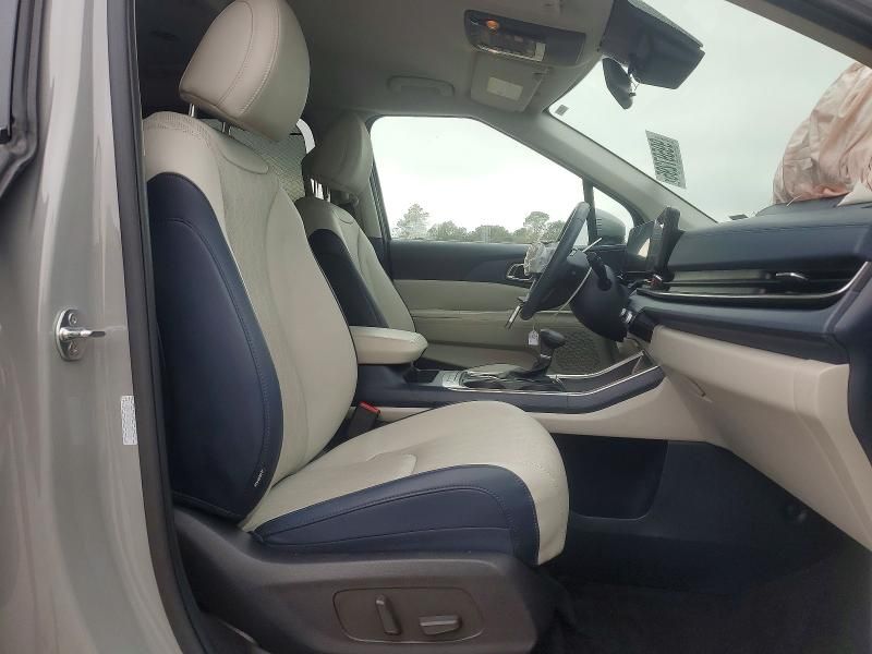 2025 KIA Carnival ex