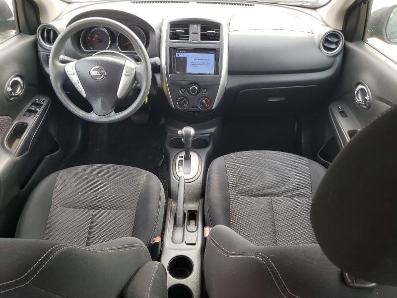 2015 Nissan Versa s
