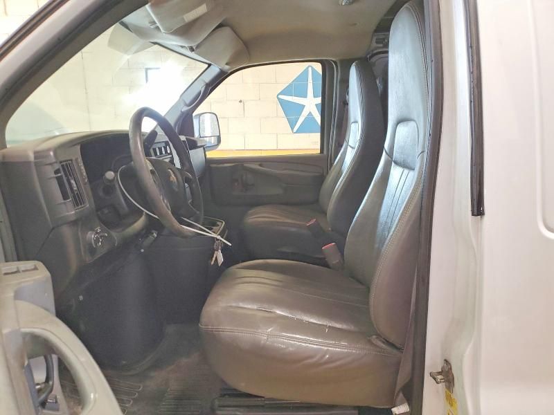 2010 Chevrolet Express G2500 Utility / Service Van
