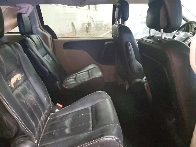 2014 Chrysler Town & Country Touring