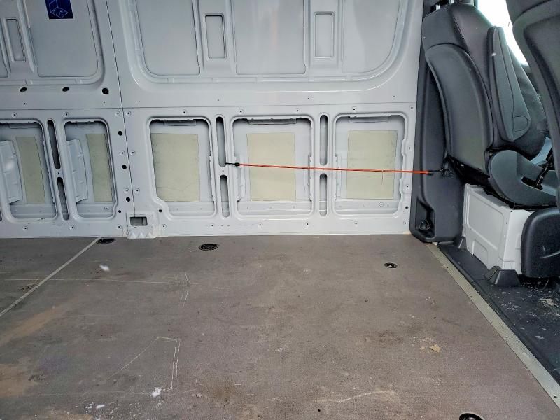 2022 Mercedes-Benz Sprinter 2500