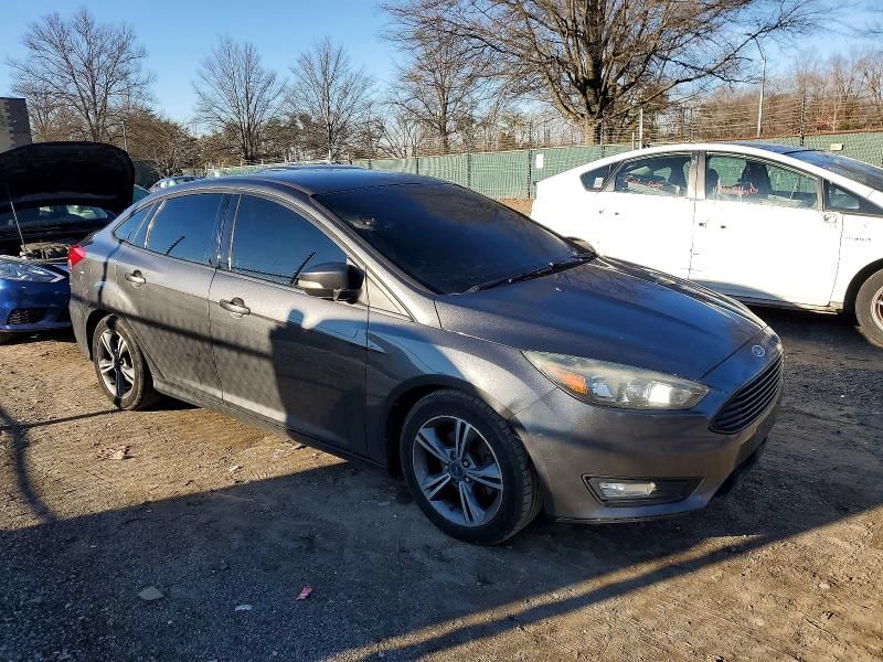 2016 Ford Focus se