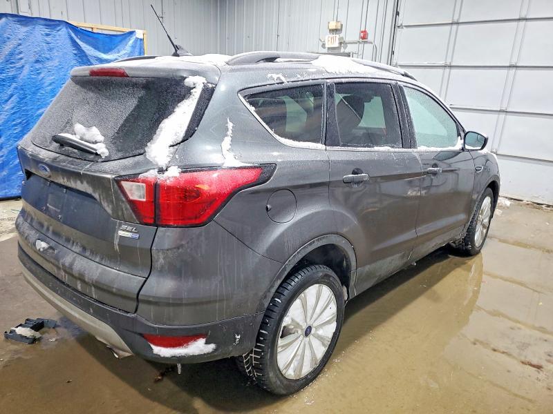 2019 Ford Escape sel