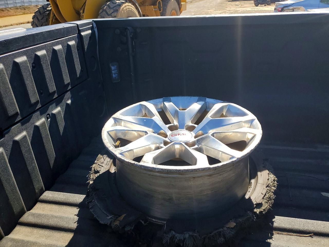 2019 GMC Sierra K1500 slt