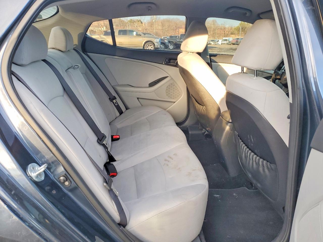2015 KIA Optima lx