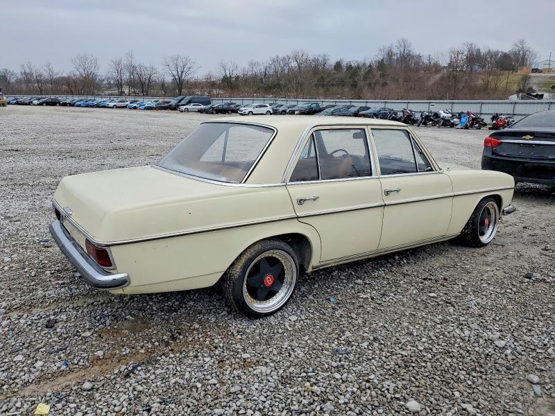 1969 Mercedes-Benz 220d