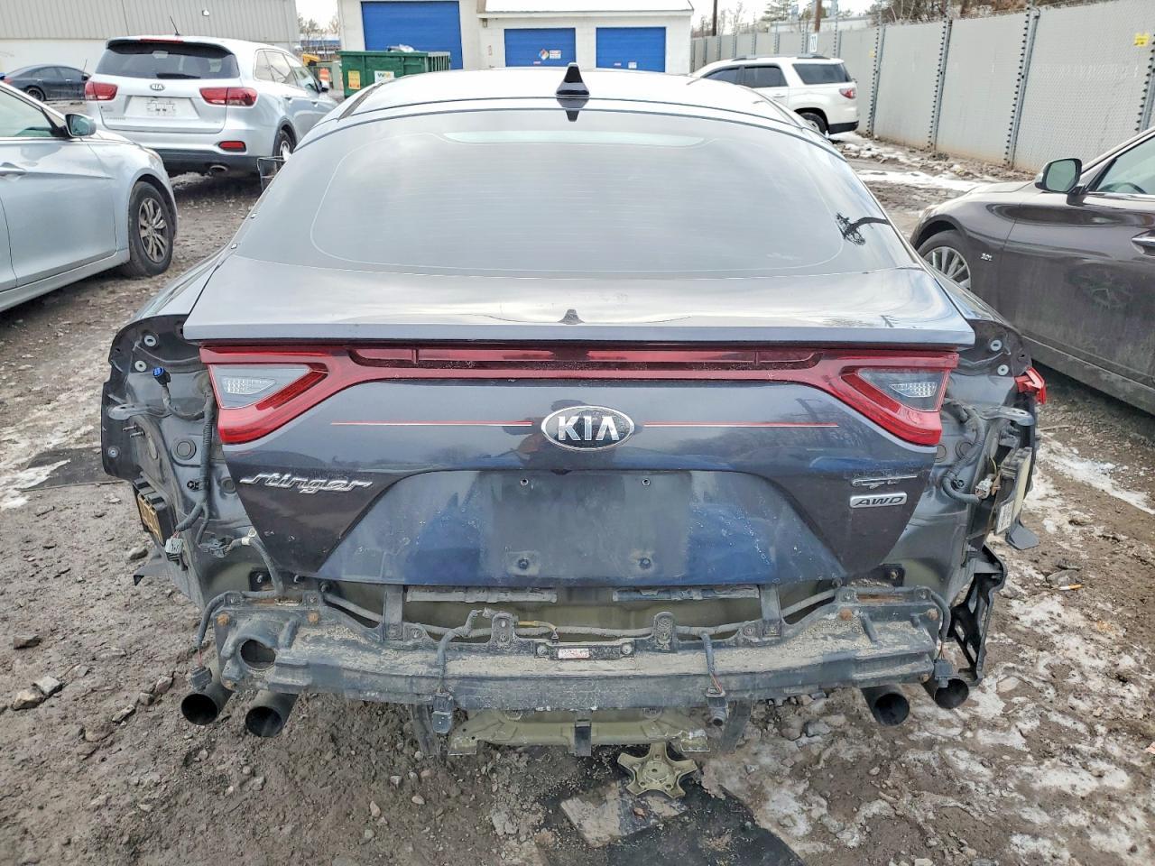2019 KIA Stinger GT1
