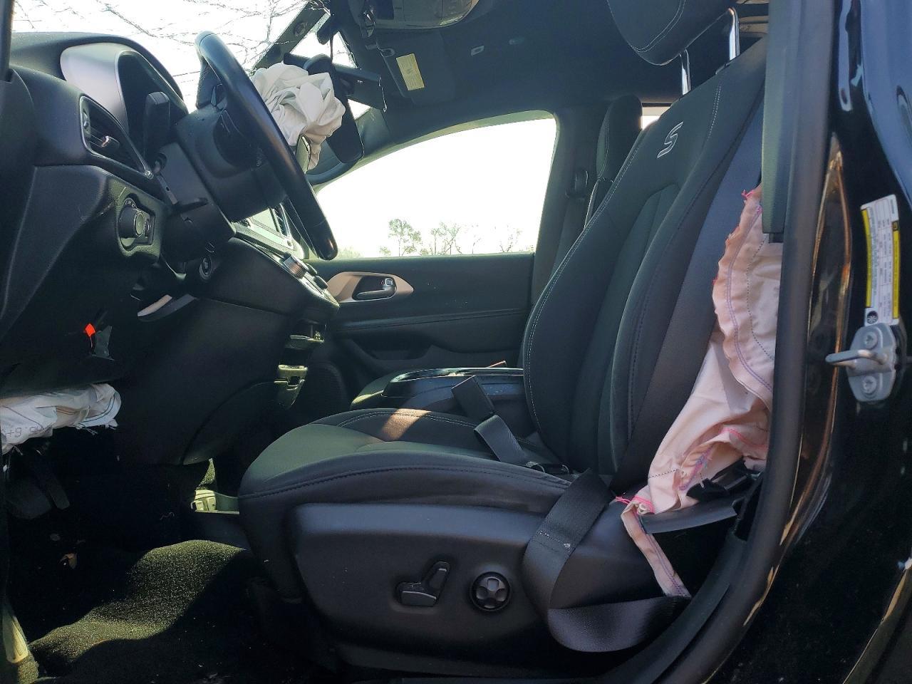 2018 Chrysler Pacifica Touring Plus