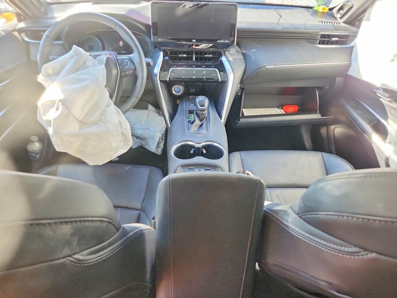 2021 Toyota Venza le