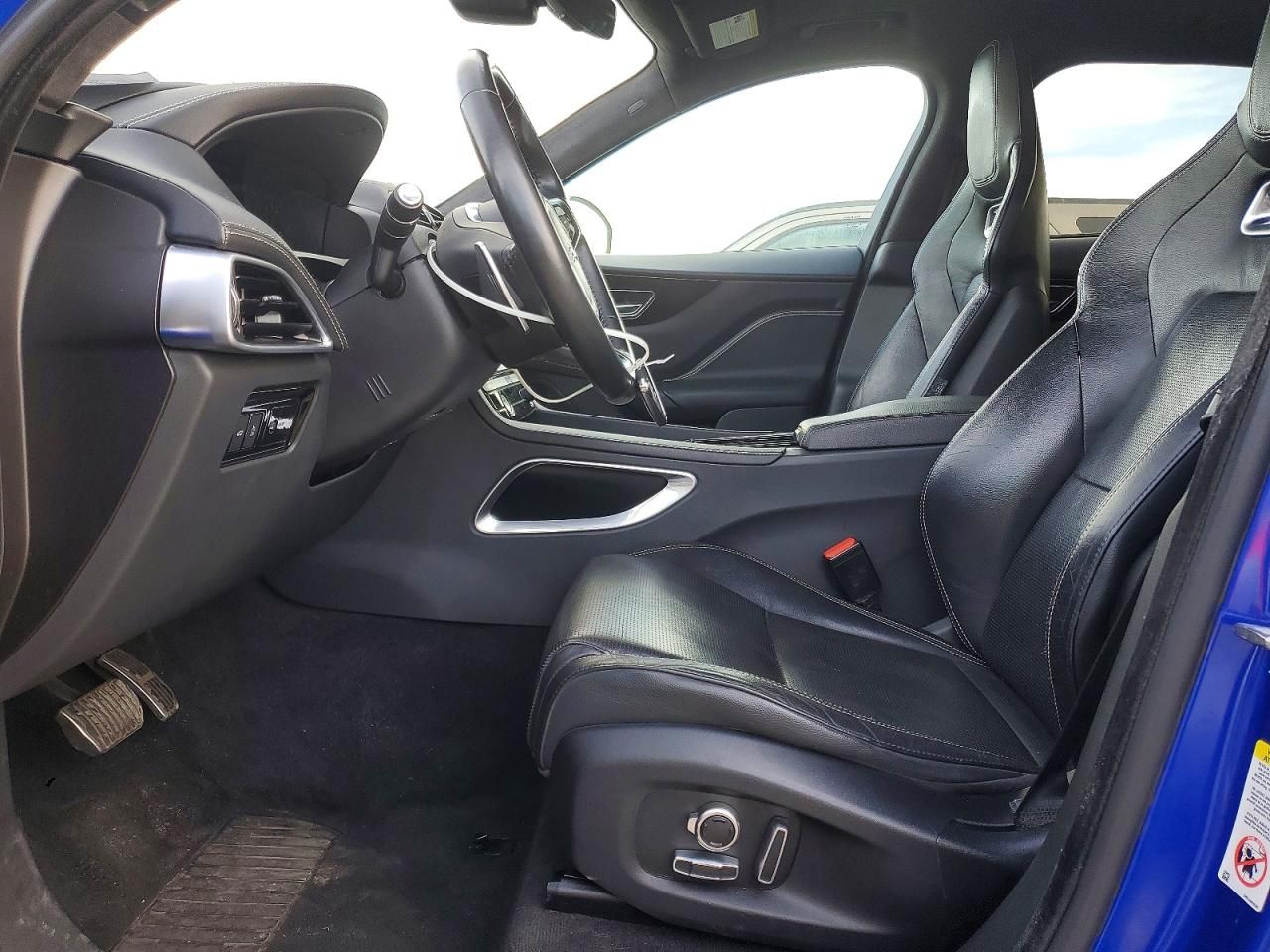 2019 Jaguar F-pace R-sport