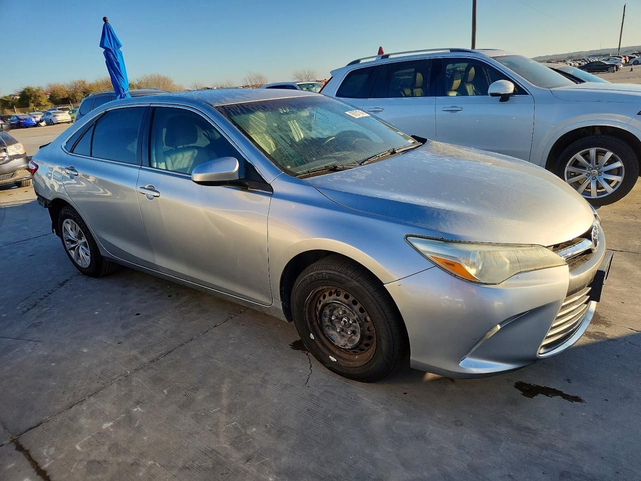 2016 Toyota Camry le