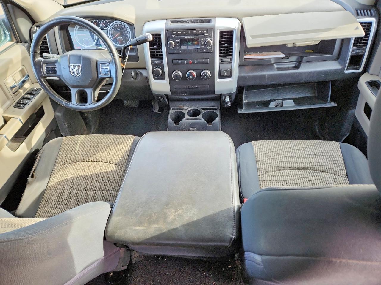 2012 Dodge RAM 1500 SLT