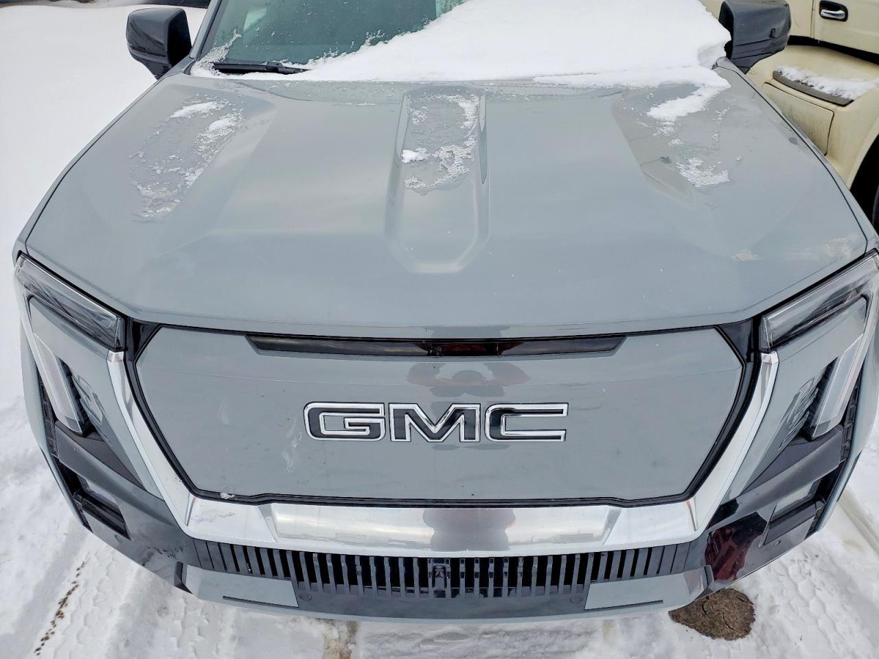 2024 GMC Sierra Denali